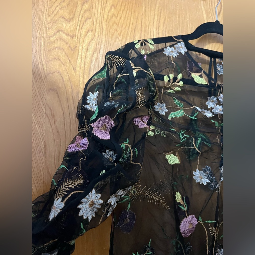 H&M Floral Embroidered Sheer Black Blouse M - Picture 4 of 9